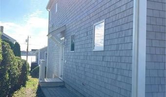 47 Tuckerman Ave, Middletown, RI 02842