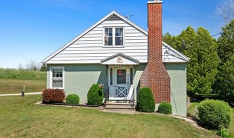 142 County Rd S, Algoma, WI 54201