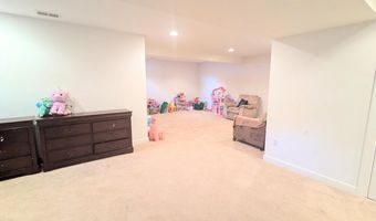 60 LAMP POST Dr, Barnegat, NJ 08005