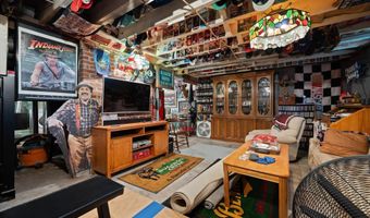 118 Poplar St, Bangor, ME 04401