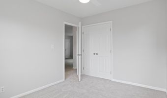 2641 S WALTER REED Dr B, Arlington, VA 22206