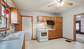 549 N Gilbert St, Ada, OH 45810