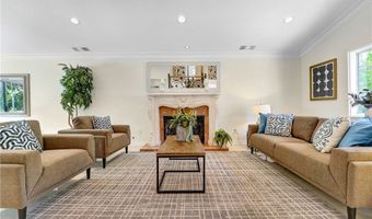 17043 Empanada Pl, Encino, CA 91436