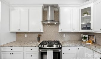 1837 Umstead St, Charlotte, NC 28205