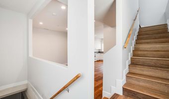 300 E Alhambra Rd D, Alhambra, CA 91801