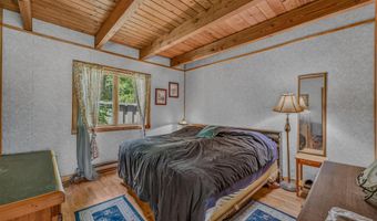 2054 Whitefield Rd, Bethlehem, NH 03574