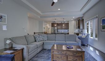 1614 STANTON Cir, Appleton, WI 54915