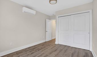 1821 T St NW, Washington, DC 20009