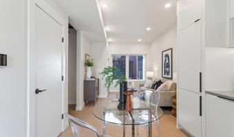 733 8TH St SE 302, Washington, DC 20003