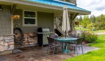 580 Hollow Ln, Bigfork, MT 59911