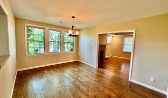 250 E Main St, Algood, TN 38506