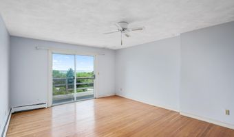 93 Harris Meadow Ln, Barnstable, MA 02630