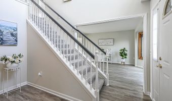 2400 Rockport Ct, Ann Arbor, MI 48103