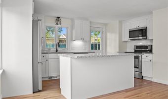 149 Yeoman Ave, Cranston, RI 02920