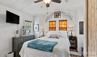 54 And 46 S Kimiko Ln, Balsam Grove, NC 28708