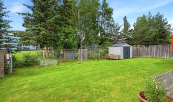 9070 Cathedral Pl, Anchorage, AK 99507