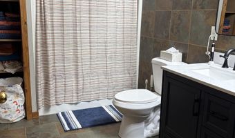 9605 SUMAC Cir, Amherst, WI 54406