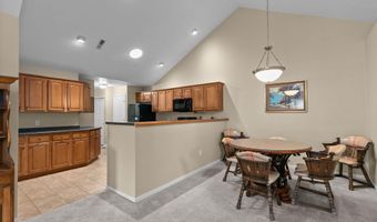 2215 E TUSCANY Way 62, Appleton, WI 54913