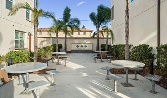 346 S Quadrilateral Way, Anaheim, CA 92802