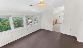 102 DELAWARE Ave, Delmar, DE 19940