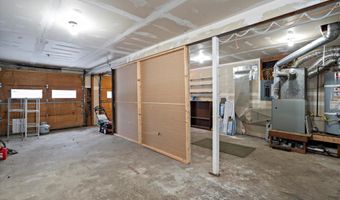 19237 Beverly Ave, Chugiak, AK 99567