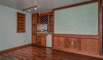 3208 California Ave, Chickasha, OK 73018