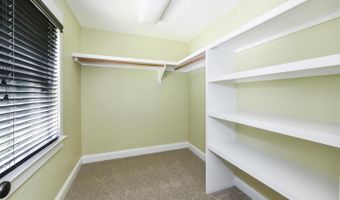 1812 N RANDOLPH St, Arlington, VA 22207