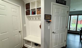 1516 Lakeview Trl, Berne, IN 46711