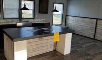 811 NE Front St, Millsap, TX 76066