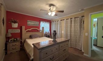 201 Bruner St, Ashford, AL 36312