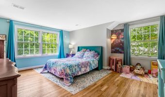 3602 SOUTH Pl #2, Alexandria, VA 22309