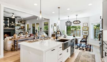 109 SW Autumn Hills Rd, Bentonville, AR 72712