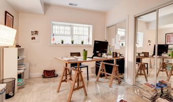 10109 DICKENS Ave, Bethesda, MD 20814