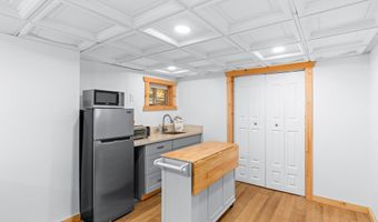 704 SUNSET Dr, Alpine, WY 83128