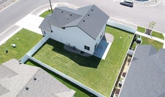912 Alpine Ave, Chubbuck, ID 83202