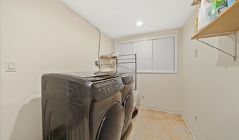 10 Morley Ct, Albertson, NY 11507