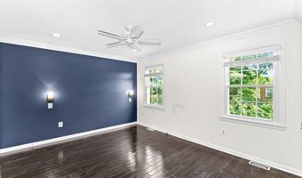 19- A W UHLER Ave, Alexandria, VA 22301
