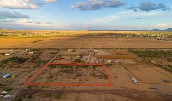 W Buffalo Dog Road, Aguila, AZ 85320