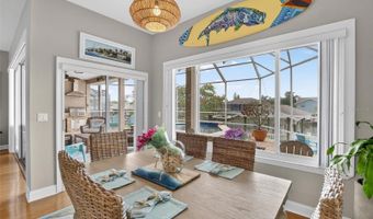 806 EAGLE Ln, Apollo Beach, FL 33572