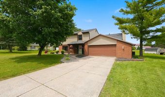 1102 Heritage Ln, Angola, IN 46703