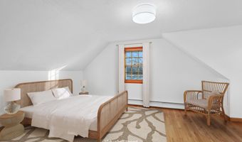 7 George St, Barnstable, MA 02630