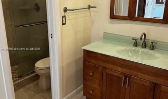 3475 N Country Club Dr 514, Aventura, FL 33180