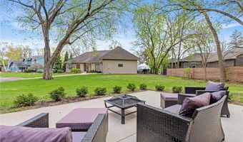 401 River Ln, Anoka, MN 55303