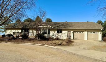 236 Wilson St, Alden, MN 56009