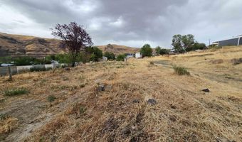 320 Harding St, Asotin, WA 99402