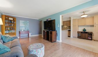 142 Woodland Dr 142, Cromwell, CT 06416