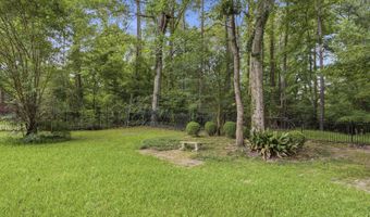 443 Woodlands Cir, Brandon, MS 39047