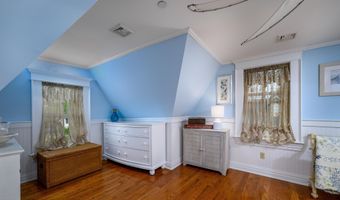 132 Coral St, Beach Haven, NJ 08008