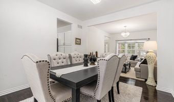 1360 Fairlane Dr, Ann Arbor, MI 48104