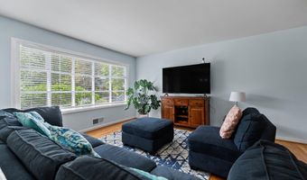 13409 CRISPIN Way, Rockville, MD 20853
